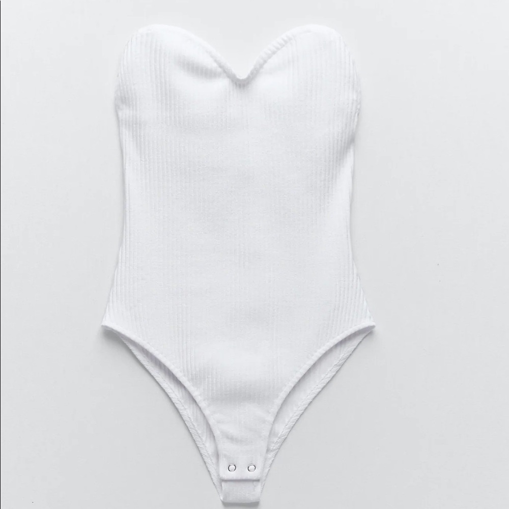 NWT Zara Ribbed Bodysuit
